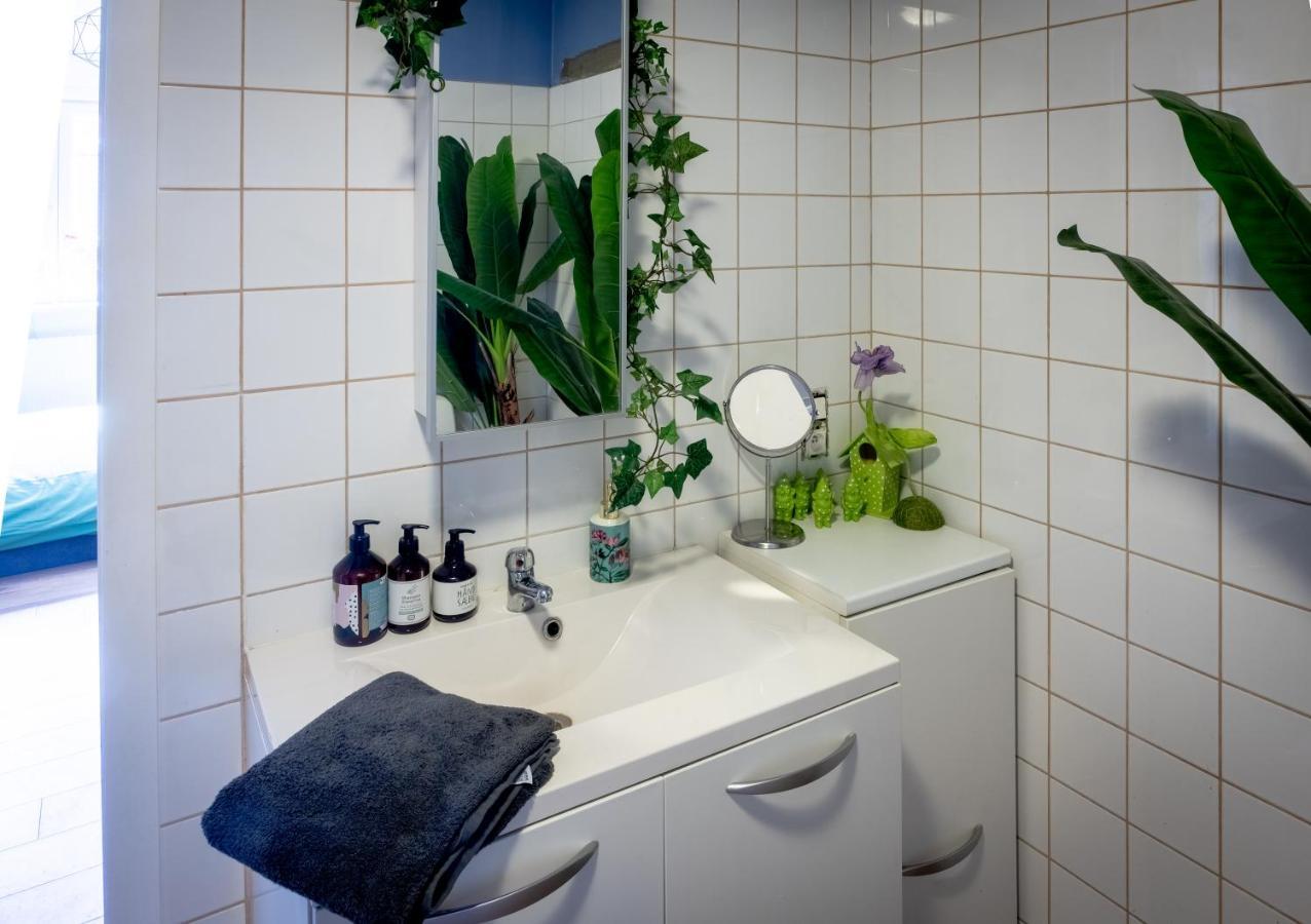 Quartier Leonard Bed and Breakfast Gent Exteriör bild